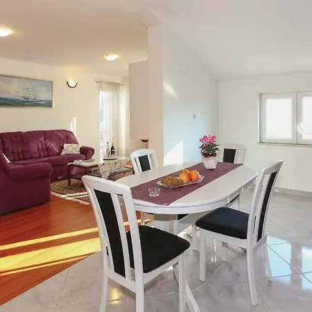 Apartman Nera *